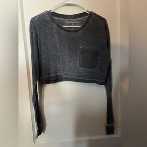 Long sleeve crop top